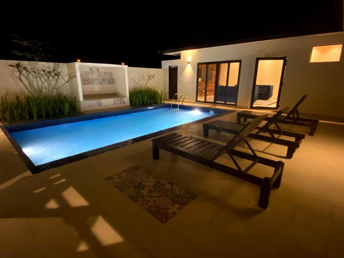 Charis Pool Villa 2 - 3 Bedroom With Private Pool Bentong Eksteriør bilde