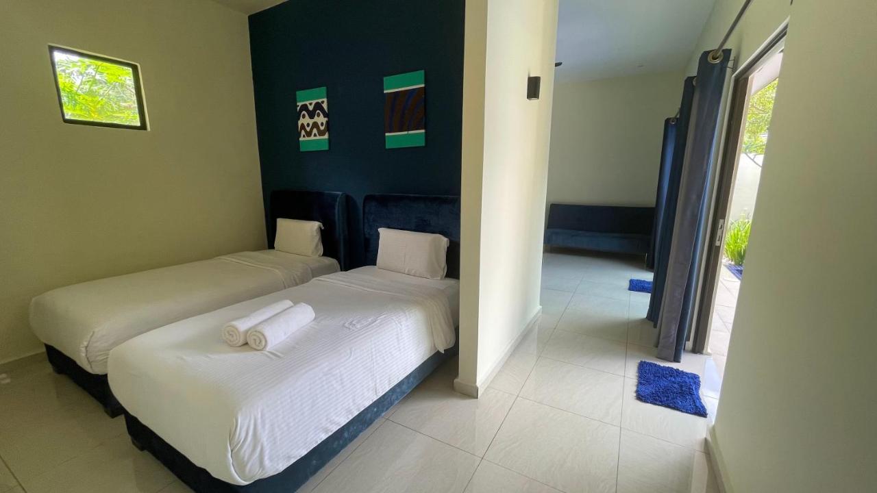 Charis Pool Villa 2 - 3 Bedroom With Private Pool Bentong Eksteriør bilde