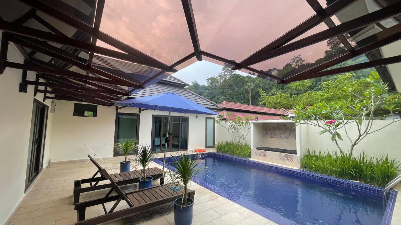 Charis Pool Villa 2 - 3 Bedroom With Private Pool Bentong Eksteriør bilde